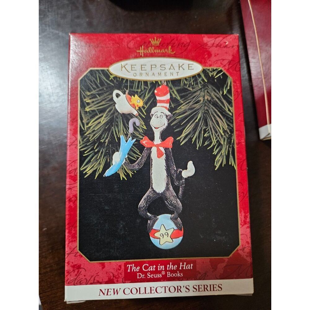 Hallmark Keepsake Ornament "The Cat in the Hat" 1999 Christmas Tree Ornament New